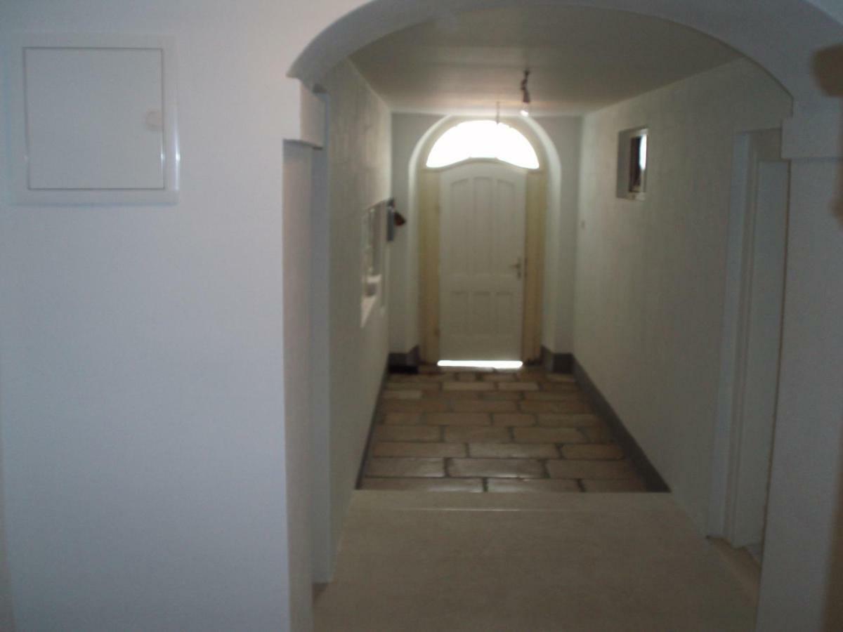Apartment Filipas Крес Екстериор снимка