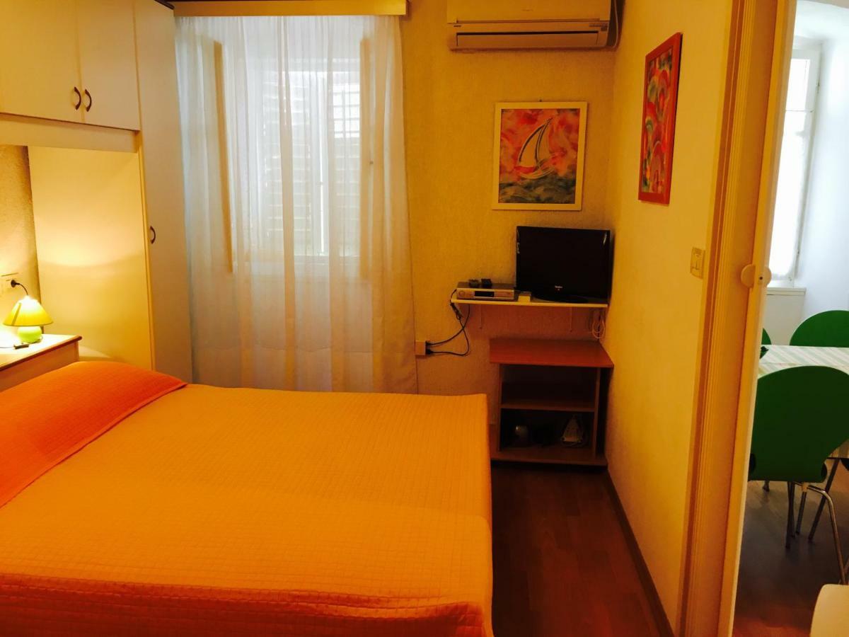 Apartment Filipas Крес Екстериор снимка