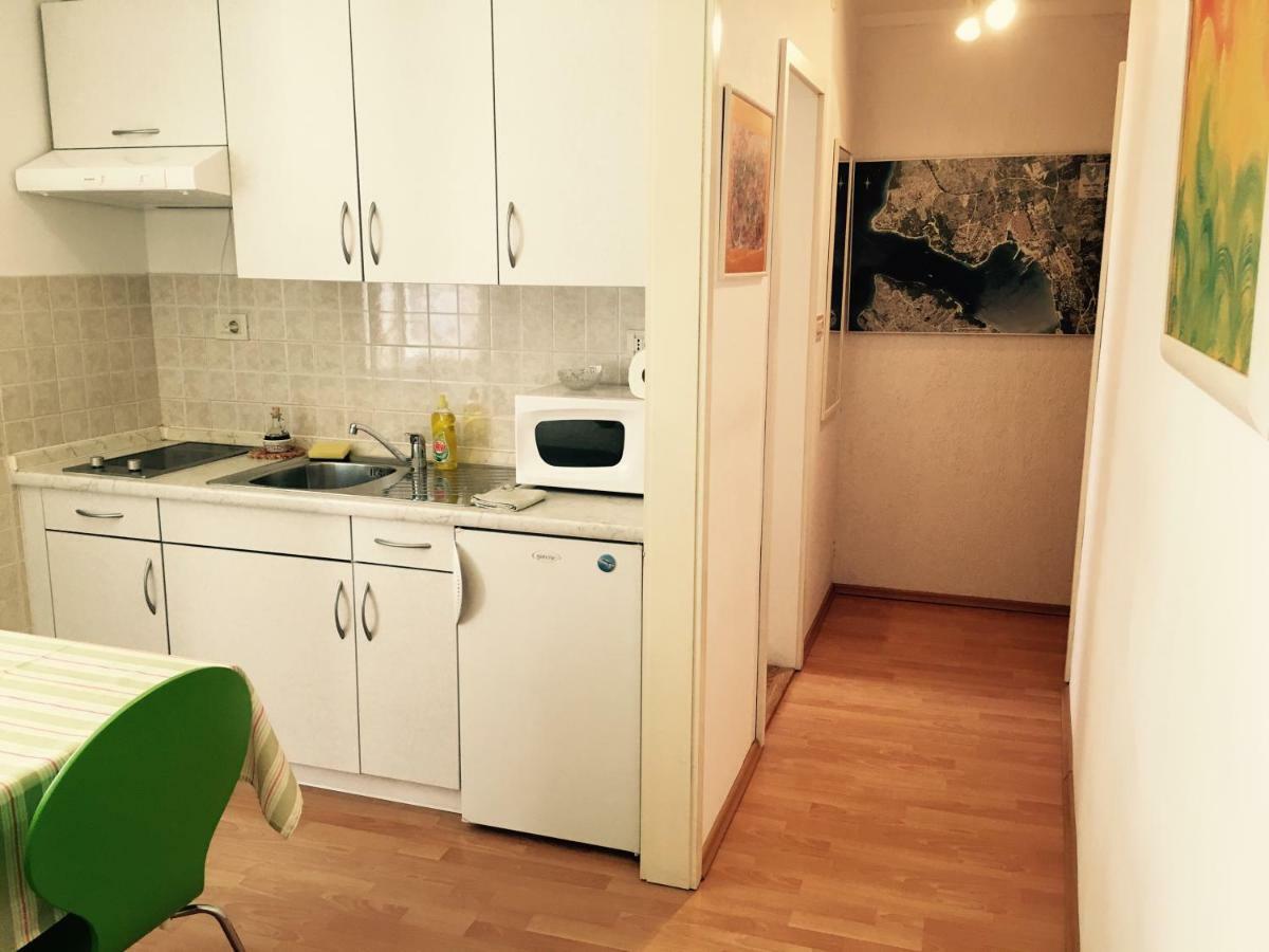 Apartment Filipas Крес Екстериор снимка